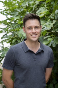 TOM DAVEY